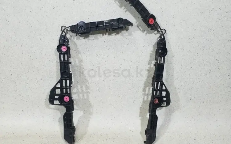 Салазки заднего бампера Камри 70 за 15 000 тг. в Алматы