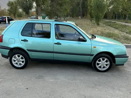 Volkswagen Golf 1992 года за 1 300 000 тг. в Алматы