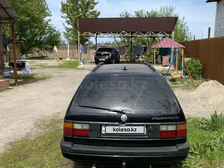 Volkswagen Passat 1992 года за 1 650 000 тг. в Алматы – фото 3