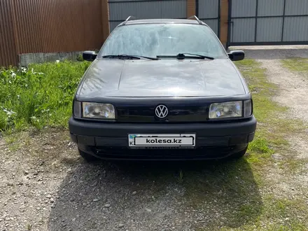Volkswagen Passat 1992 года за 1 650 000 тг. в Алматы