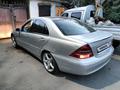 Mercedes-Benz C 240 2000 годаfor2 000 000 тг. в Алматы – фото 4