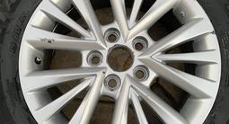 Диски r16 от тойата, лексус с зимними шинами 215х60х16 обмен варианты за 185 000 тг. в Шымкент – фото 2