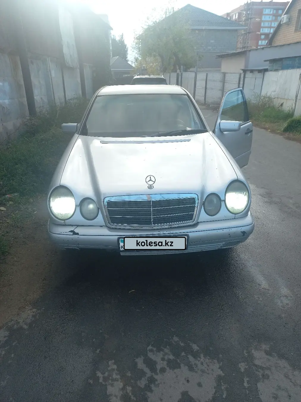 Mercedes-Benz E-Class, 1995