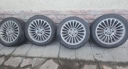 Шины с оригинал дисками на bmv за 300 000 тг. в Алматы