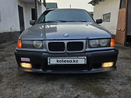 BMW 325 1993 года за 2 100 000 тг. в Алматы – фото 10