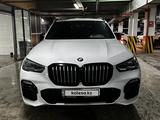 BMW X5 2019 года за 33 500 000 тг. в Шымкент – фото 5