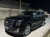 Cadillac Escalade 2018 года за 32 000 000 тг. в Шымкент – фото 3