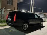 Cadillac Escalade 2018 года за 32 000 000 тг. в Шымкент – фото 4