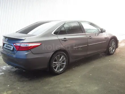 Toyota Camry 2016 года за 6 720 100 тг. в Актобе – фото 4