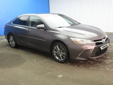 Toyota Camry 2016 года за 6 720 100 тг. в Актобе – фото 5