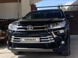 Toyota Highlander 2016 года за 17 500 000 тг. в Шымкент