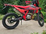 Kews  Avantis Enduro PRO 300 2026 годаүшін1 000 000 тг. в Алматы