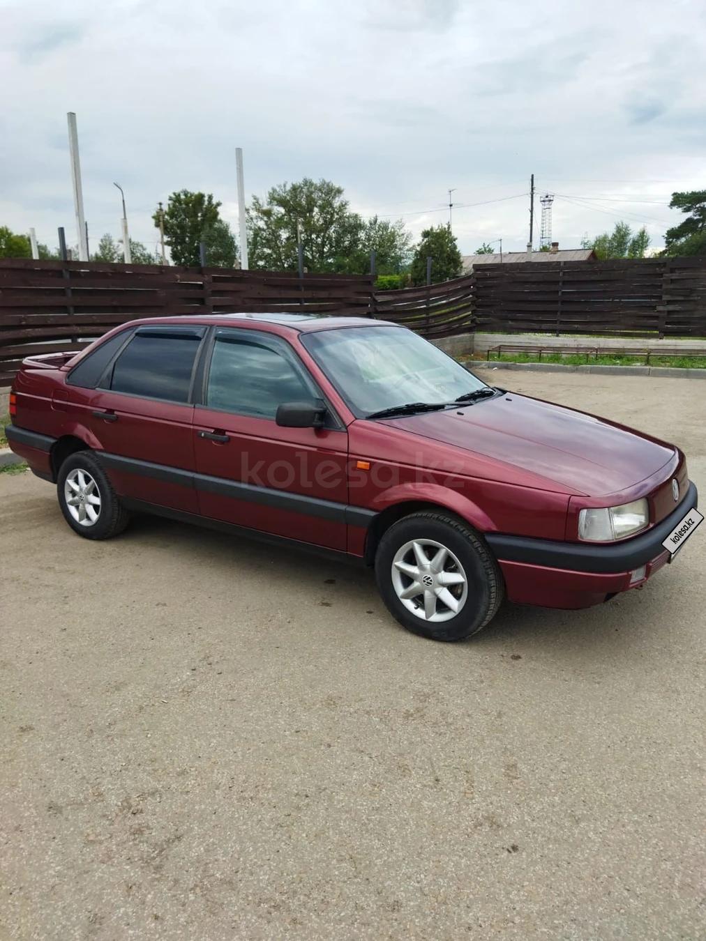 Volkswagen Passat 1992 г.