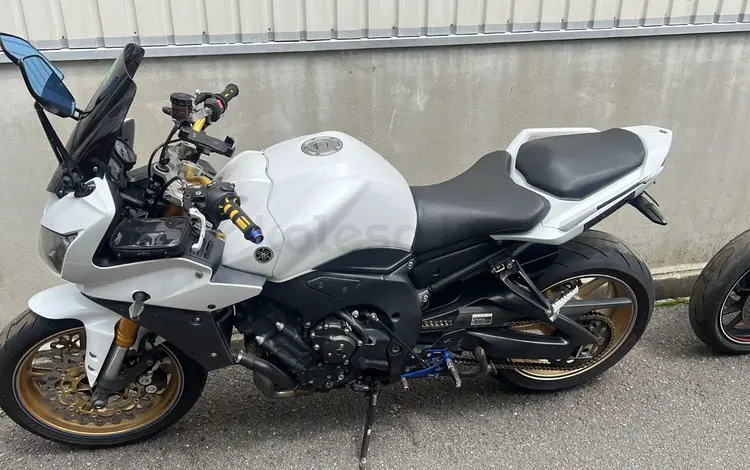 Yamaha  FZR1000 2010 года за 3 200 000 тг. в Алматы