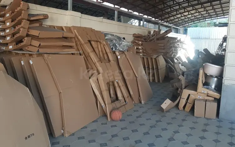 Крышка багажник за 100 тг. в Алматы