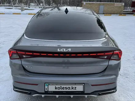 Kia K5 2022 года за 13 900 000 тг. в Караганда – фото 12