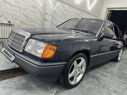 Mercedes-Benz E 200 1992 года за 3 200 000 тг. в Тараз – фото 13