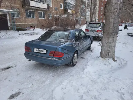 Mercedes-Benz E 230 1998 года за 2 450 000 тг. в Степногорск – фото 4