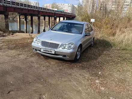 Mercedes-Benz C 240 2003 года за 5 000 000 тг. в Павлодар – фото 23