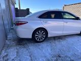 Toyota Camry 2015 года за 11 000 000 тг. в Кызылорда – фото 2