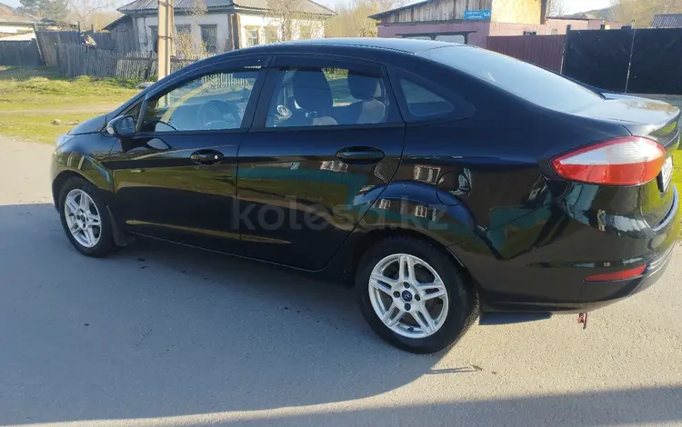 Ford Fiesta 2015 годаfor3 500 000 тг. в Усть-Каменогорск