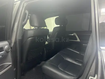 Toyota Land Cruiser 2016 года за 30 900 000 тг. в Алматы – фото 11
