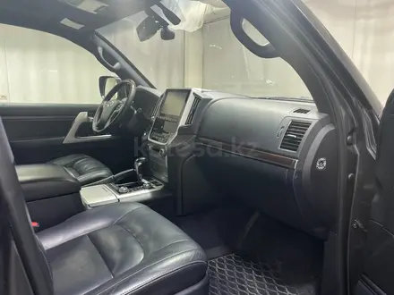 Toyota Land Cruiser 2016 года за 30 900 000 тг. в Алматы – фото 6