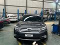 Toyota Highlander 2013 годаүшін10 000 000 тг. в Актобе – фото 2