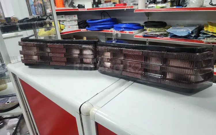 Задние фары плафоны м 190үшін25 000 тг. в Караганда