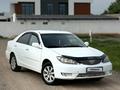 Toyota Camry 2005 года за 4 100 000 тг. в Тараз – фото 2