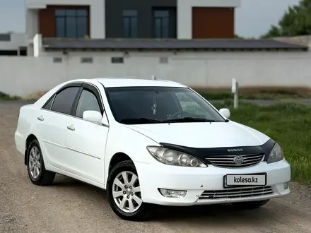 Toyota Camry 2005 года за 4 100 000 тг. в Тараз – фото 2