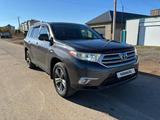 Toyota Highlander 2011 годаүшін11 000 000 тг. в Уральск