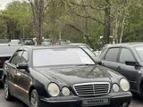Mercedes-Benz E 320 2000 годаүшін4 900 000 тг. в Алматы – фото 2