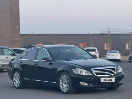 Mercedes-Benz S 500 2006 года за 6 000 000 тг. в Актобе – фото 3