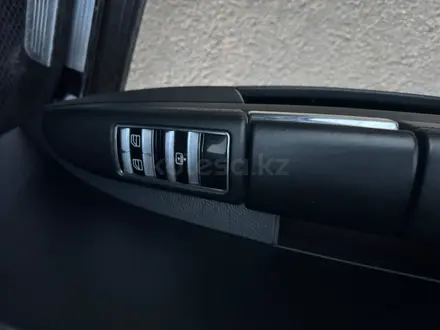 Mercedes-Benz S 500 2006 года за 6 000 000 тг. в Актобе – фото 23