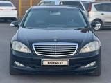 Mercedes-Benz S 500 2006 года за 6 000 000 тг. в Актобе – фото 2