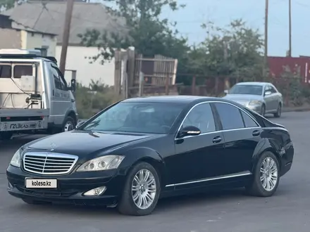 Mercedes-Benz S 500 2006 года за 6 000 000 тг. в Актобе – фото 7