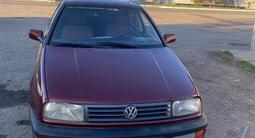Volkswagen Vento 1993 года за 900 000 тг. в Усть-Каменогорск – фото 2