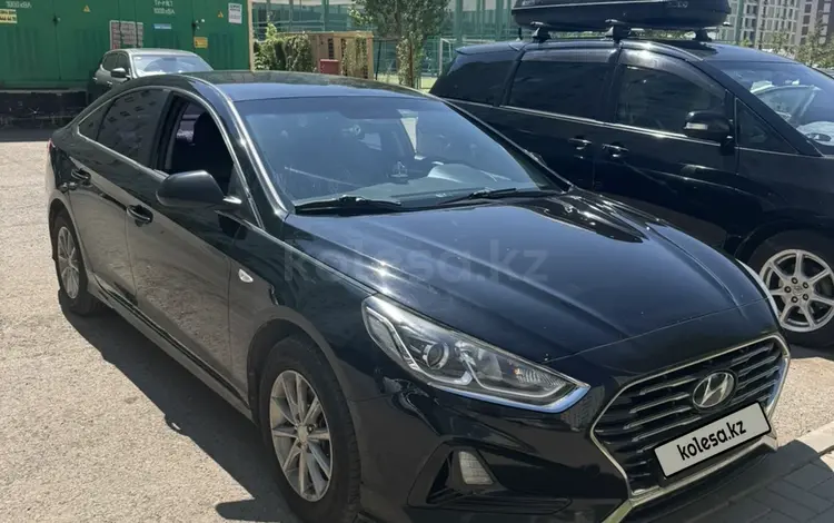 Hyundai Sonata 2018 года за 7 500 000 тг. в Астана