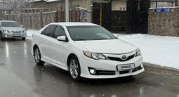 Toyota Camry 2013 года за 9 200 000 тг. в Шымкент – фото 2