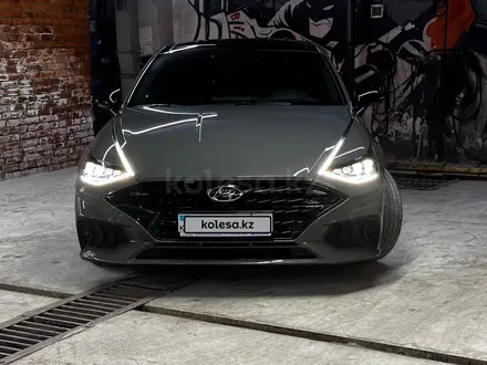 Hyundai Sonata 2020 года за 16 000 000 тг. в Алматы – фото 3