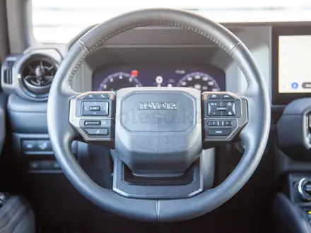 Toyota Land Cruiser Prado Prestige 2025 года за 38 990 000 тг. в Алматы – фото 13