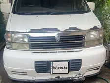 Nissan Elgrand, 1997