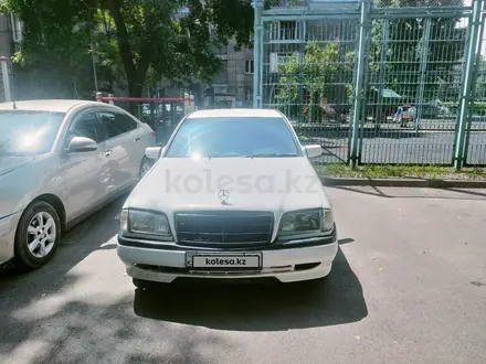Mercedes-Benz C 200 1994 года за 1 600 000 тг. в Алматы – фото 11