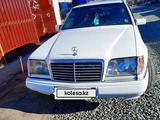 Mercedes-Benz E 200 1995 года за 1 700 000 тг. в Астана