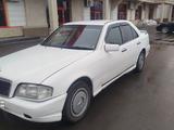 Mercedes-Benz C 220 1995 года за 1 350 000 тг. в Караганда – фото 4