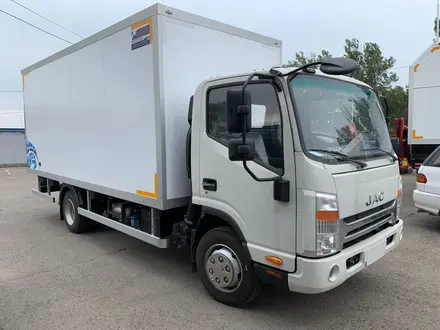 JAC  N 90 2026 года за 21 800 000 тг. в Семей – фото 2