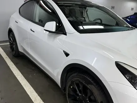 Tesla Model Y 2023 года за 16 500 000 тг. в Алматы – фото 12