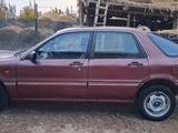Mitsubishi Galant 1990 годаүшін300 000 тг. в Жаркент – фото 5