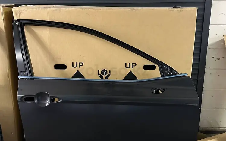 Дверь Camry 70 за 280 000 тг. в Алматы